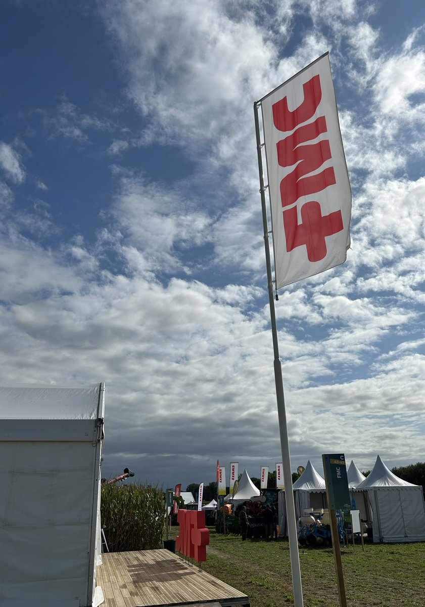 Notre stand est prêt pour vous accueillir demain aux Méca-Culturales !

Pour nous retrouver ❓ 

Suivez le drapeau FMC 👀