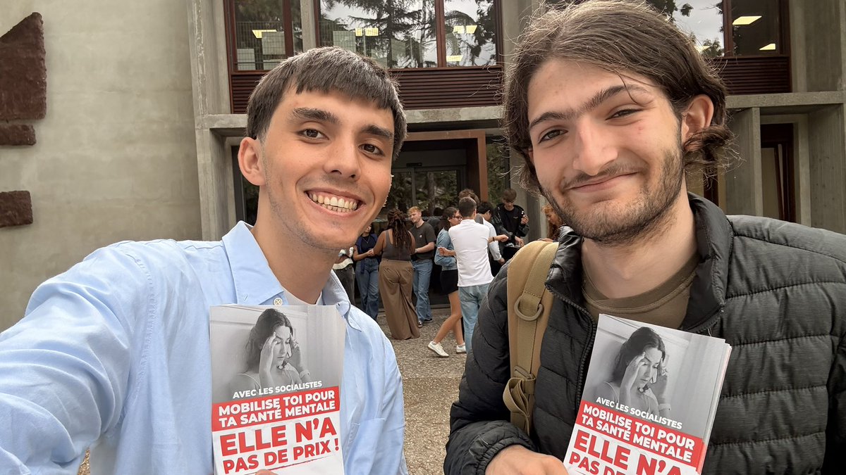 🎉 Fier de lancer la campagne des <a href="/JeunesSoc38/">Les Jeunes Socialistes de l’Isère</a> ! La santé mentale des jeunes n’a pas de prix ✊

➡️ Revaloriser les salaires
➡️ Recruter massivement
➡️ 4 milliards sur 5 ans
➡️ Zéro isolement

Avec les socialistes, on agit vraiment 💪
#SantéMentale

x.com/jeunessoc38/st…