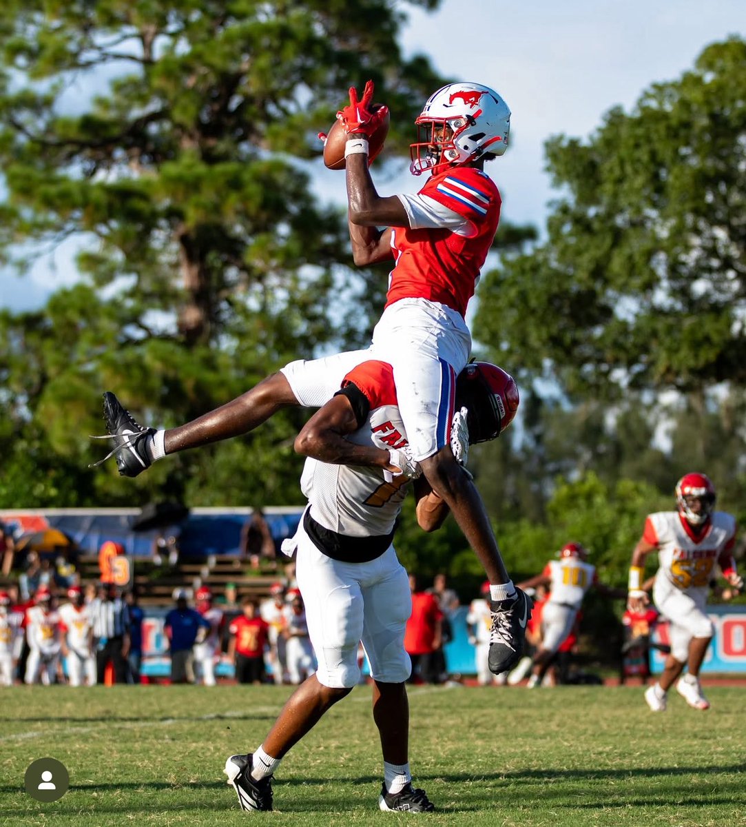 Pinellas Highschool Media Group (@pinellashsmedia) on Twitter photo Check out our new Top 10! Welcome <a href="/NCSMustangs_FB/">Northside Christian Mustangs Football</a>
pinellashighmedia.com/phmg-top-10 Check out our new Top 10! Welcome <a href="/NCSMustangs_FB/">Northside Christian Mustangs Football</a>
pinellashighmedia.com/phmg-top-10