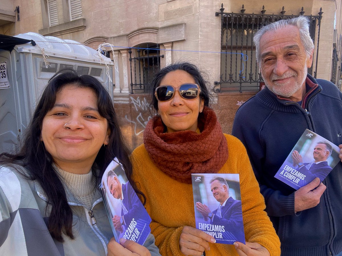 Feria de Bartolomé Mitre y Cerrito

Conversamos con vecinas y vecinos, compartimos materiales y seguimos fortaleciendo la militancia en el barrio 🌱

¡Porque el compromiso va más allá de las elecciones: seguimos militando para defender al gobierno frenteamplista! 🔴🔵⚪️