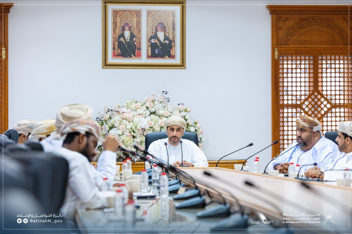 ♦️ ترأس سعادة محمد بن سليمان الكندي، محافظ #شمال_الباطنة، صباح اليوم بقاعة الاجتماعات، الاجتماع الثالث للجنة الرئيسية للعنونة الخاصة بتسمية الشوارع المحلية في المحافظة، وذلك بحضور أصحاب السعادة ولاة ولايات المحافظة، ومدير عام بلدية شمال الباطنة، وعدد من المعنيين من الجهات