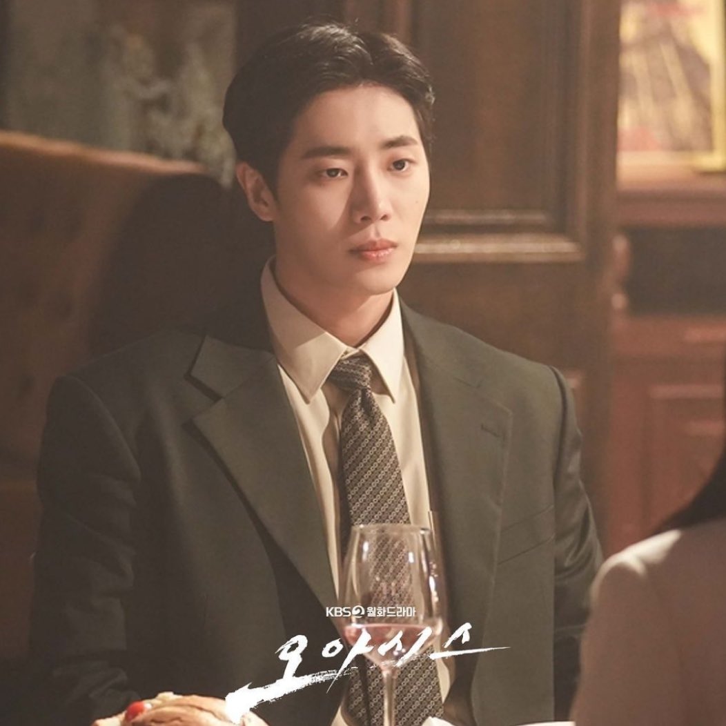 ryn ✮⋆˙ (@huchuuu5) on Twitter photo Keknya banyak yang kesel sama dia di sini, tp aku malah kecintaan. Dia ganteng pawwrahhhh di sini (waktu jadi jaksa) 😭😭😭 #chooyoungwoo #최영우 #OASISkdrama Keknya banyak yang kesel sama dia di sini, tp aku malah kecintaan. Dia ganteng pawwrahhhh di sini (waktu jadi jaksa) 😭😭😭 #chooyoungwoo #최영우 #OASISkdrama