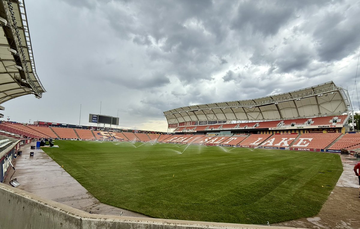 Courtney St. Claire tweet media