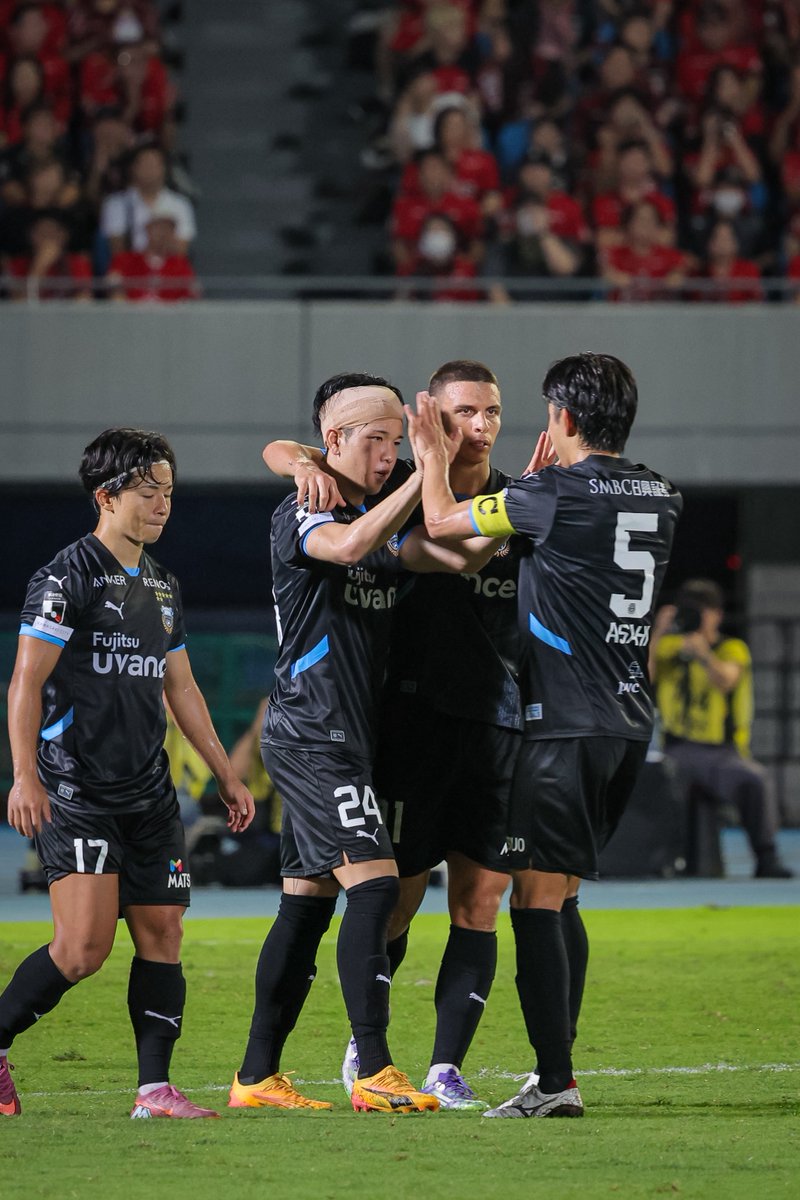 ftontale's tweet image. ルヴァンカップ 準々決勝第2戦
川崎フロンターレvs 浦和レッズ
#宮城天 #伊藤達哉 #ラザルロマニッチ #佐々木旭