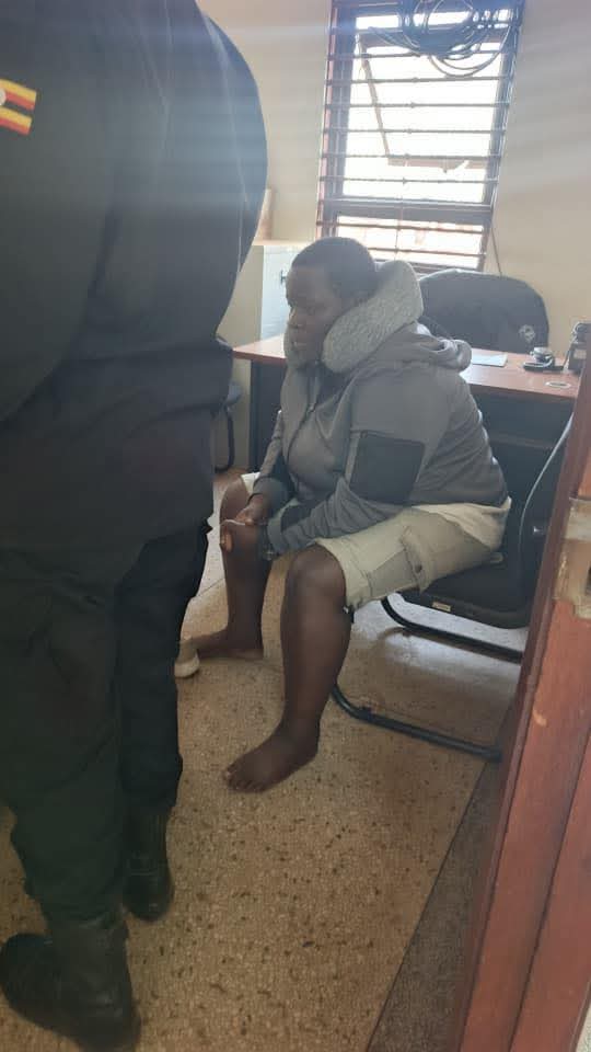 Breaking !!
Just got informed by our condinator that Saudah madaada has been arrested by customs police at Busia Border …  mbu she has a police file at wandegeya…