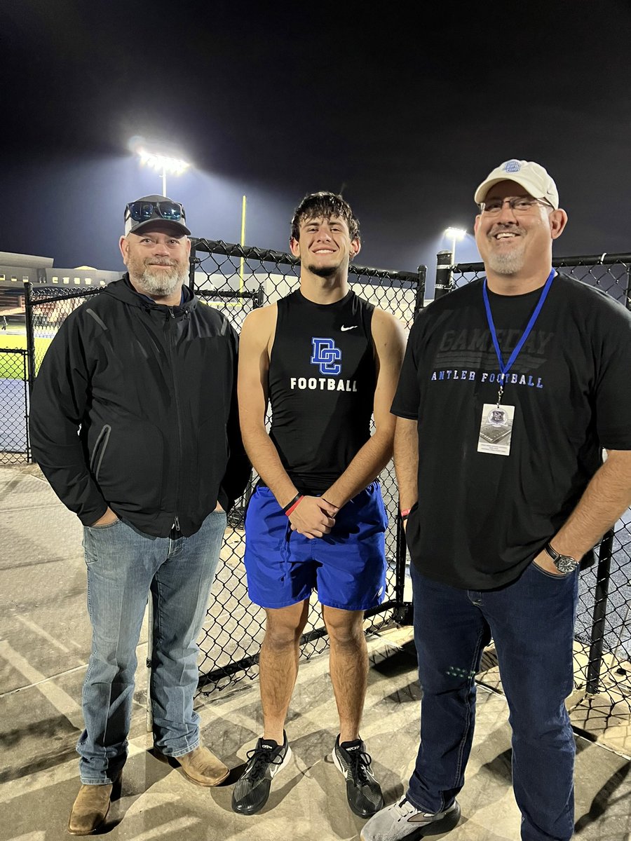 Love having Framily show up to watch us play! Thanks for coming Tod! My dad and Tod played together at <a href="/nwosufootball/">Ranger Football</a> and won a NAIA National Championship. I respect both men and enjoy their advice and guidance. #blessed <a href="/Poesmash66/">Kevin Poe</a> <a href="/DeerCreekFB/">Deer Creek Football</a>