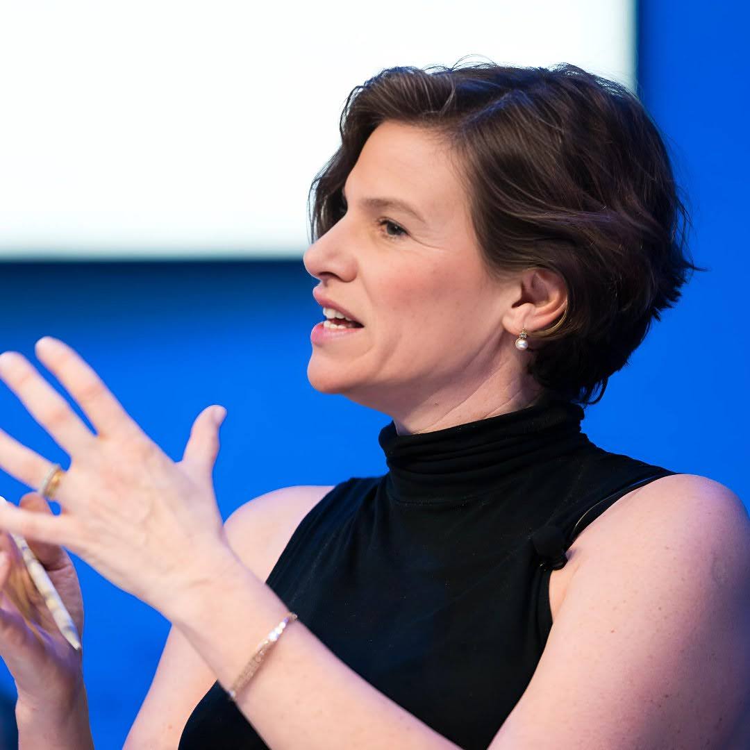 RelearningEcon's tweet image. "In fact, there is not a single key technology behind the iPhone that has not been State-funded."
-Mariana Mazzucato