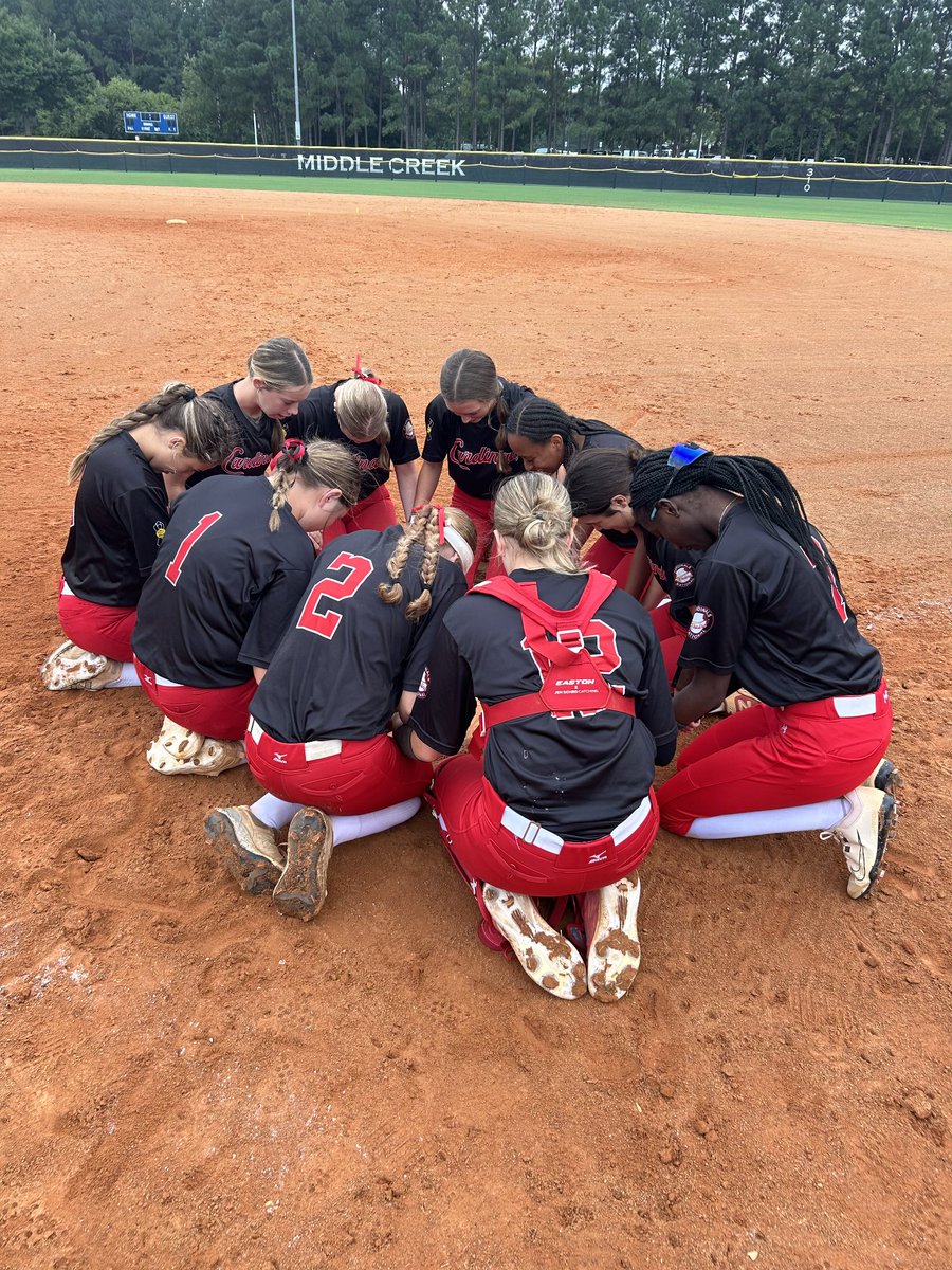 Unity2029Clark's tweet image. 🌟Junior Olympic Invitational Champions🌟 

We defended our title and are leaving as undefeated back-to-back CHAMPIONS of the 14U Junior Olympic Invitational! These girls were really good this weekend - strong hitting, great defense and pitchers/catchers were lights out!