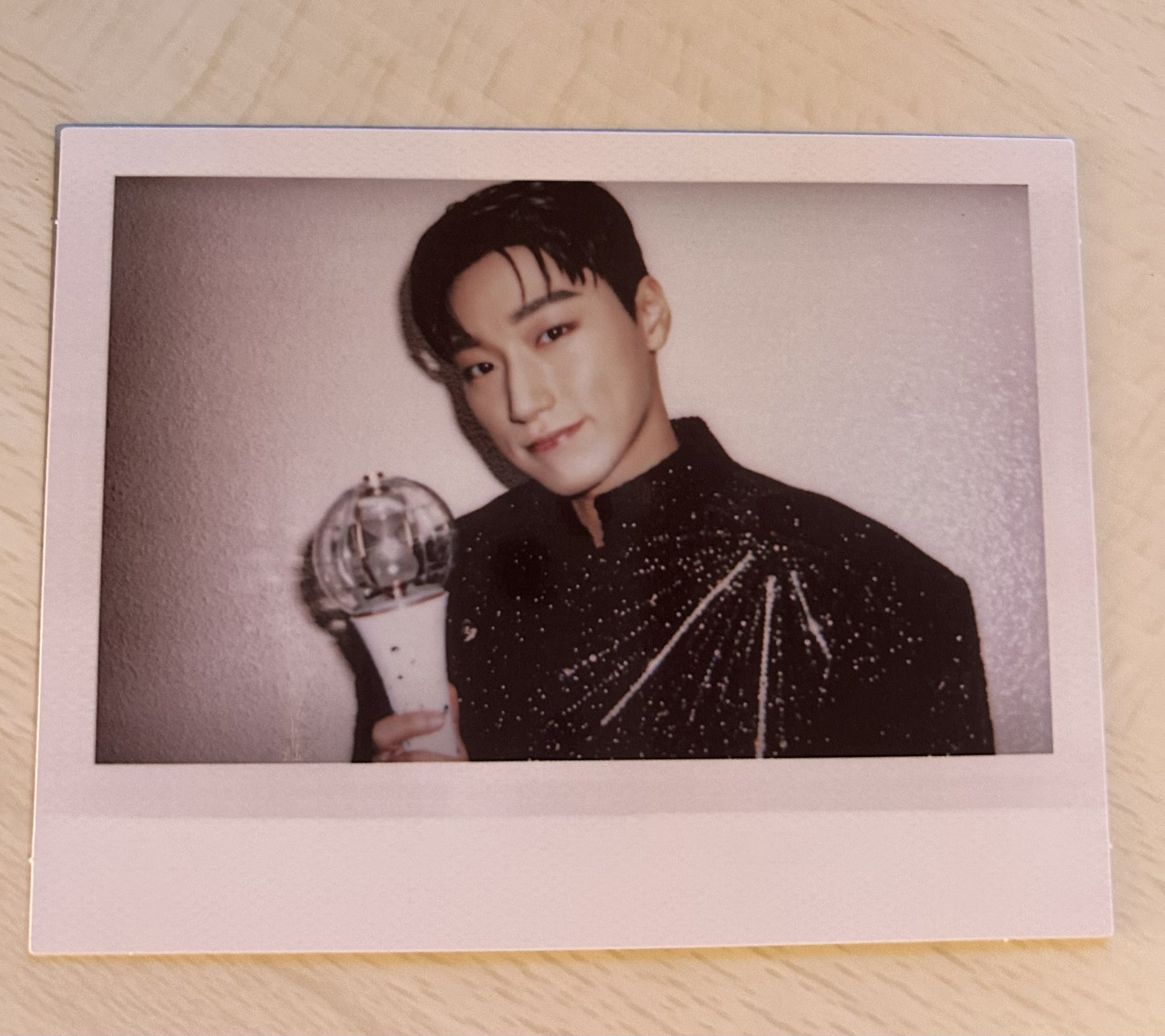 ateez サン　ポラロイド 05/17 ATEEZ SAN SIGNED POLAROID EVENT] ATEEZ SAN x RETURNITY