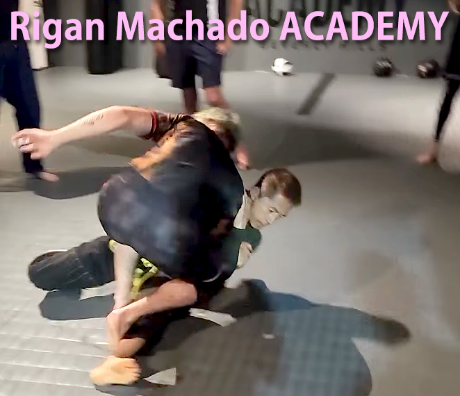 team_kiraboshi's tweet image. 三谷愛武 ヒーガン・マチャド正伝 柔術セミナー  In 東京
2025.9.14（日） 
#BJJ #柔術 #流れは力を凌駕する
原理を理解し、本質から無限の力を引き出す、マチャド／グレイシーの柔術の極意を、ぜひ体験して自分のものにしてください
 お申込み：…ni-jujutsu-tokyoseminar.jimdofree.com