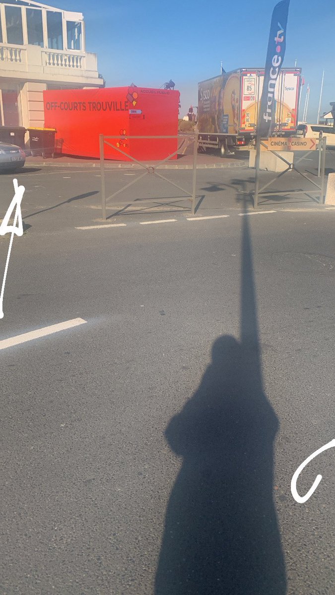 @vodmania est à <a href="/offcourts/">Off-Courts Trouville</a> 
#offcourt29 #courtmetrage #films #quebec