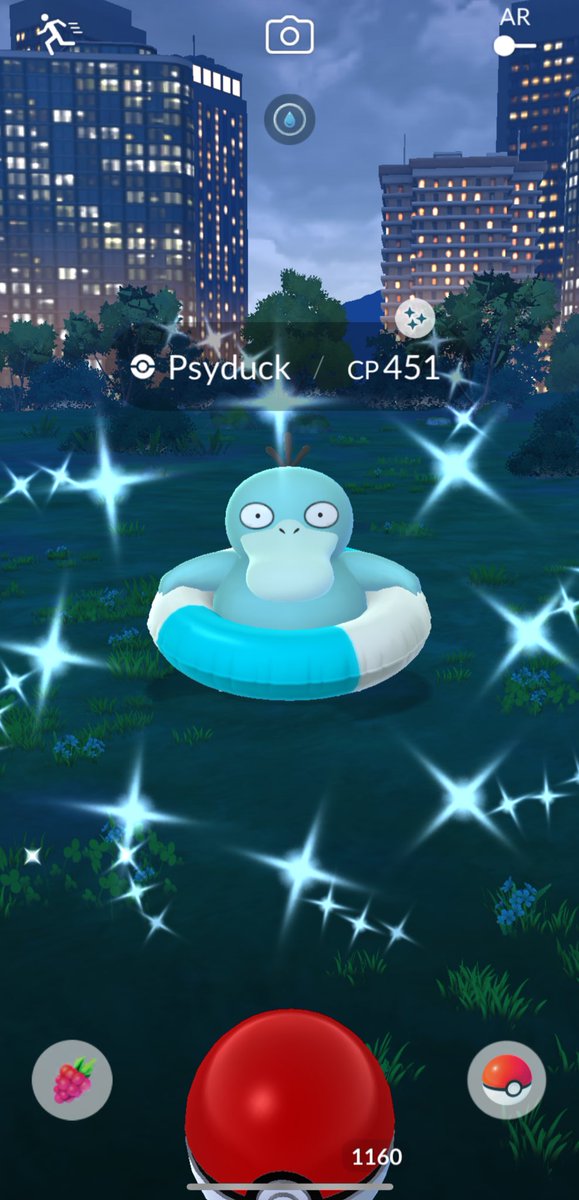 Pokémon Go – Psyduck Shiny XXL – Psykokwak Bouée – Échange (Trade) – 30 Jours