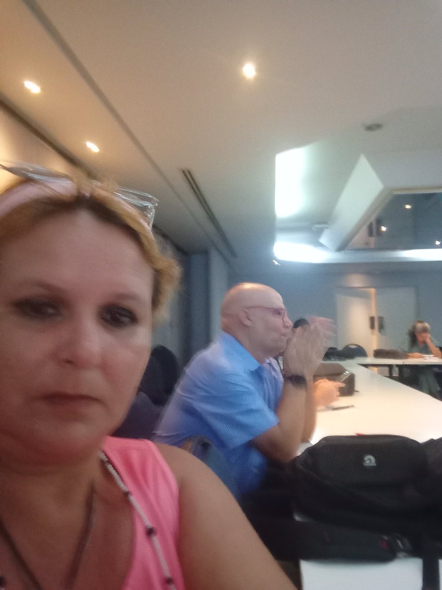 Inicia la actividad de certificación de Jefes de Programas y Proyectos de CTI, con la presentación de las fichas presentadas por los diferentes equipos.
<a href="/citmacuba/">Ministerio de Ciencia, Tecnología y Medio Ambiente</a> <a href="/ArmandoRguezB/">Armando</a> <a href="/CubanaOficina/">Oficina Cubana de la Propiedad Industrial</a> <a href="/gecytcu/">GECYT: Gestión del Conocimiento y la Tecnología</a>