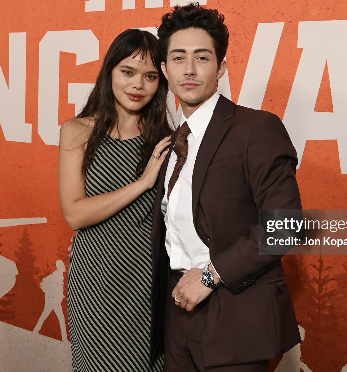 MALIA AND JORDAN TOO POWERFUL TOO HOT TOO ICONIC..