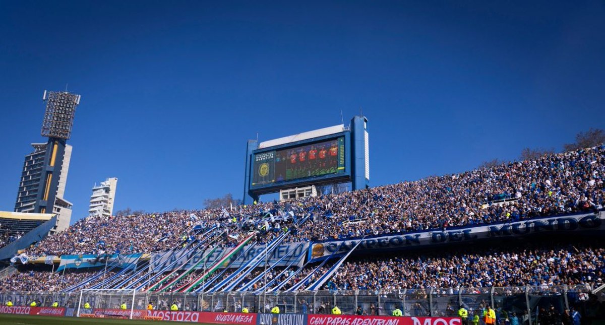 Jaja mira vos a las 14 hinchas de Vélez en Rosario che.
Se les terminó la mentira, hace rato.