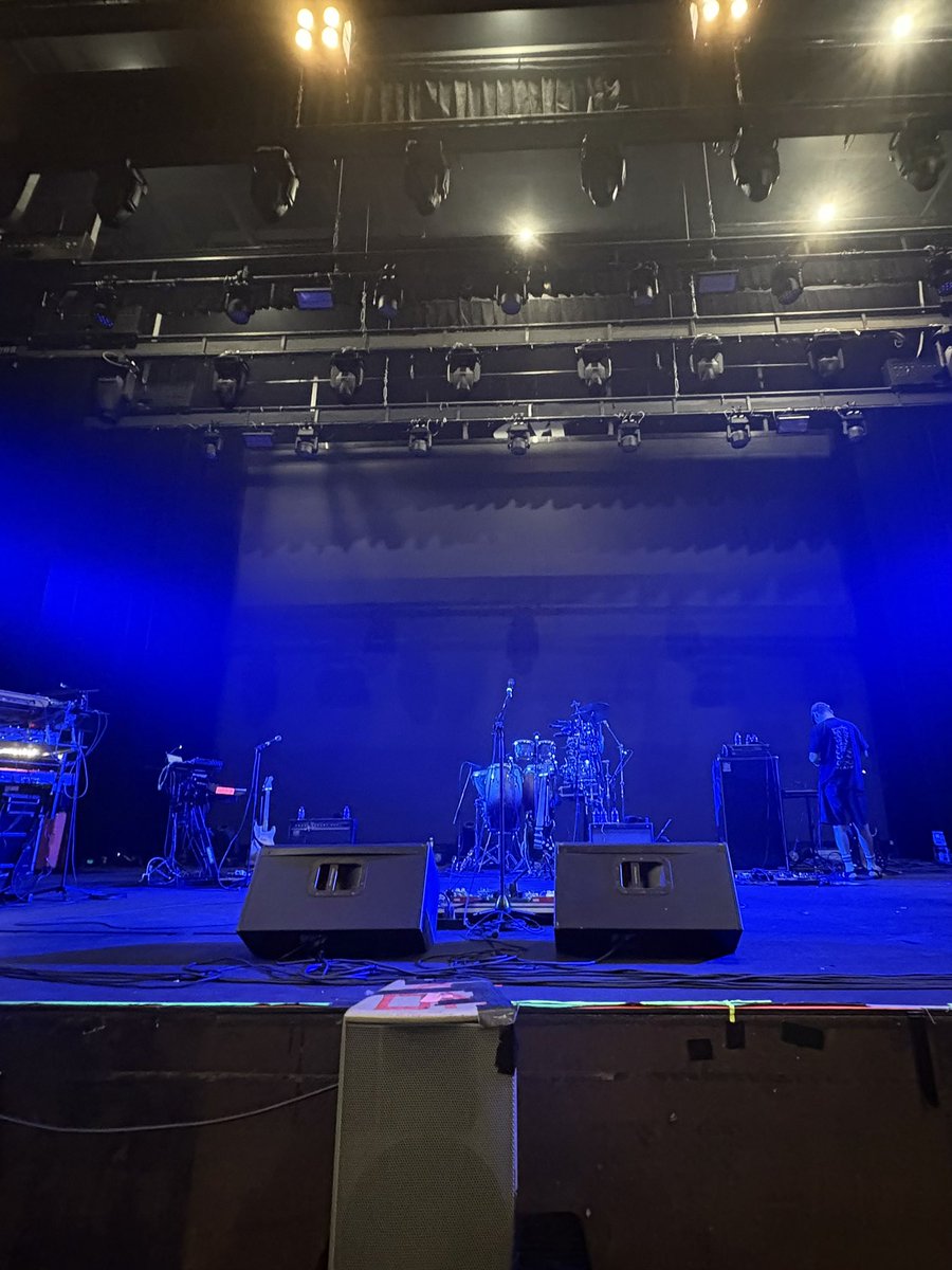 asiterovy's tweet photo. #Tempalay #ModernSkyLab
最高に熱いライブだった🔥
来てくれてありがとうございます😊
ぜひまた来てくださいね! https://t.co/NKg862UZav