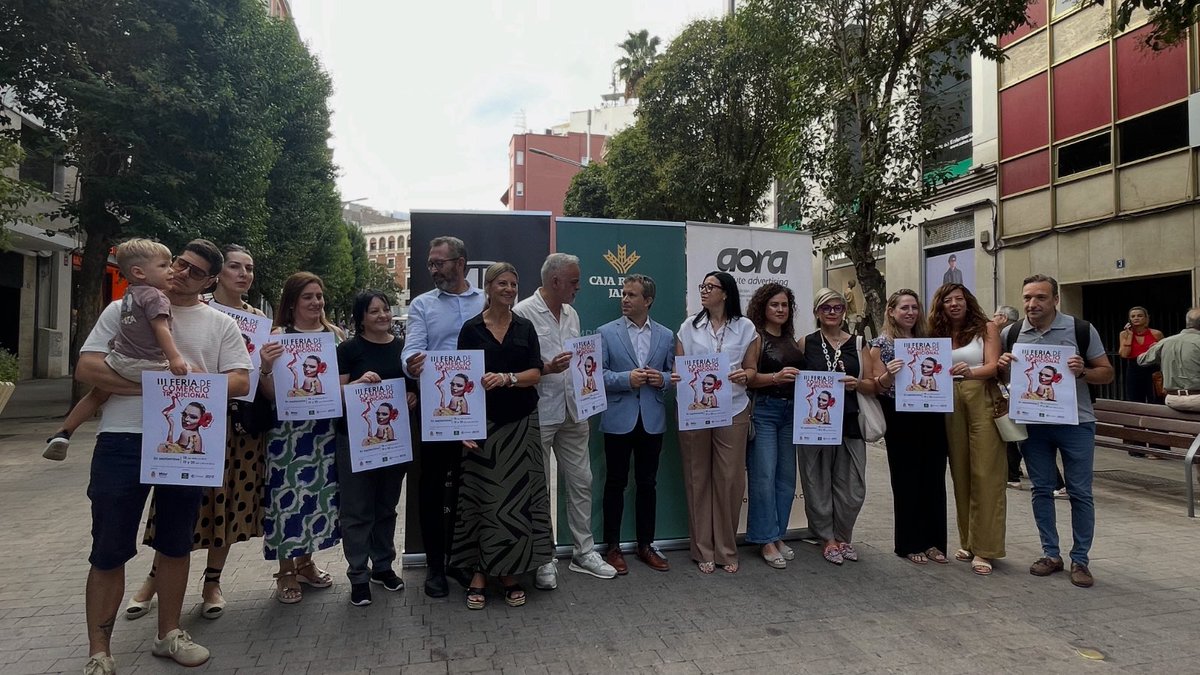 Apunta en el calendario 🗓️

Del 18 al 20 de Septiembre

📍Roldán y Marín

Te esperamos en la III Feria del Comercio Tradicional, que hemos presentado hoy.

Una iniciativa de los comerciantes de MÜY con el Ayuntamiento.

Lo mejor de nuestro comercio de toda la vida
#Jaén