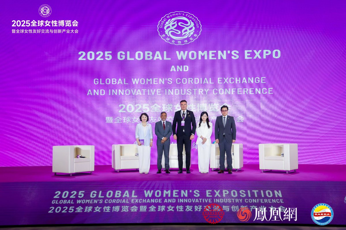 Ambassador <a href="/FazeelNajeeb/">Fazeel Najeeb 🇲🇻</a> participated in a panel discussion at the 2025 Global Women's Expo, co-organized by Asia-Pacific Famous Female Federation, Phoenix Media &amp; China-Asia Economic Development Association.