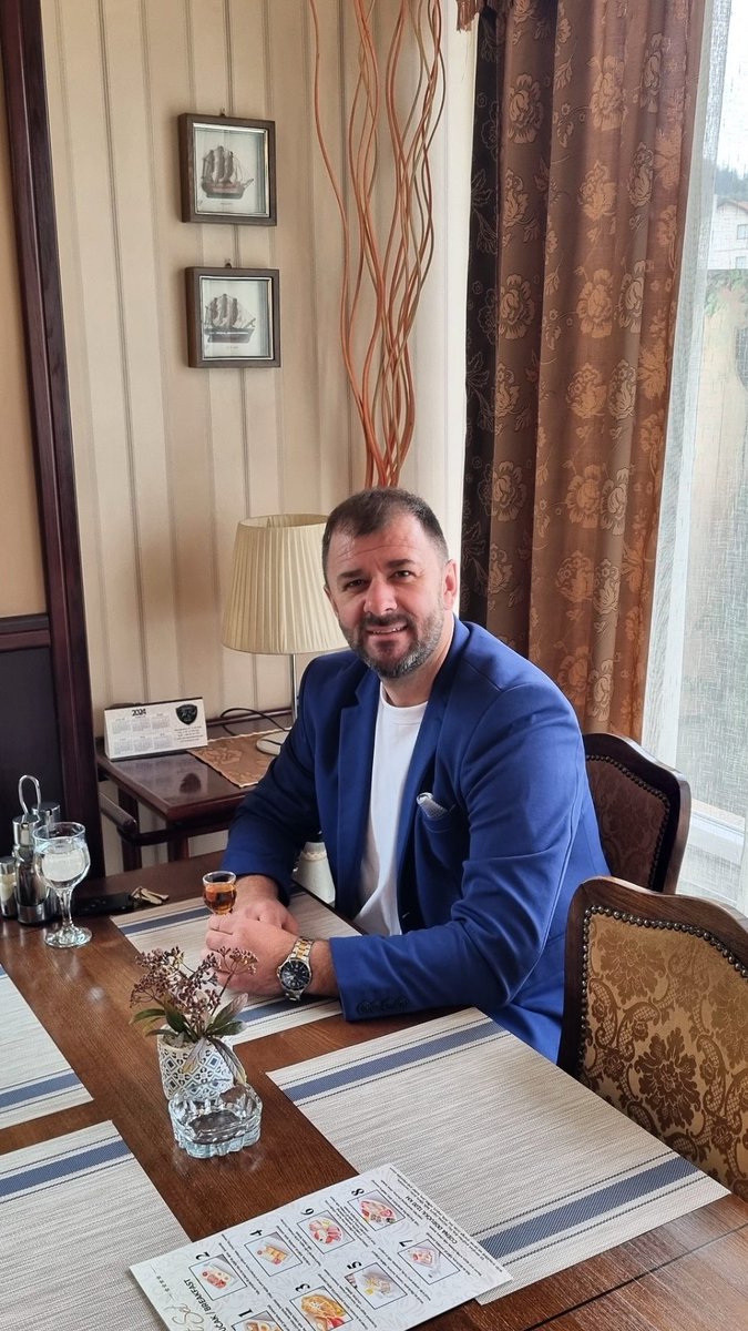belivuk85's tweet photo. Подметну ми ногу, а моји АНЂЕЛИ са неба ми дају крила … 🙏🏻❤️💪🏻 https://t.co/TKLKa851FF