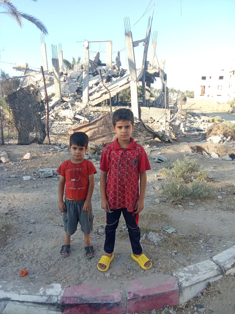 I will not leave Gaza not bcuse I am a hero but because Ido not have the money for transportation nor a tent andI do not have the means to flee IfIand my kids die I will not forgive anyone who could have helped us but did not provide us with anything
chuffed.org/project/131072…