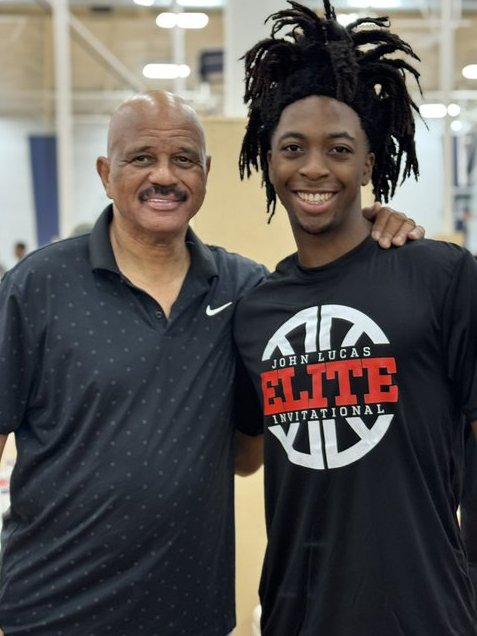 2026 G Nehvir Njoku is transferring to Dakota from L'Anse Creuse North

basketball.thedzone.com/players/nehvir…