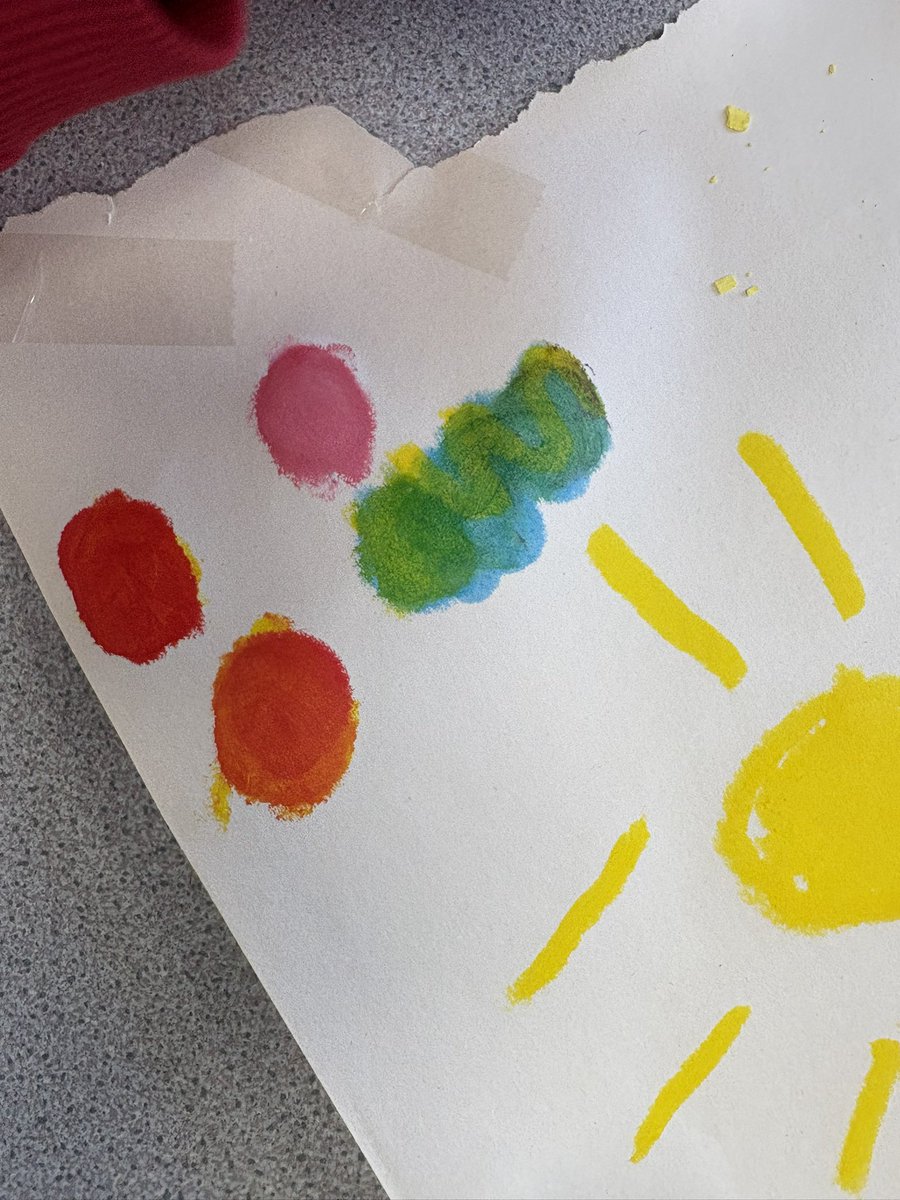 Some lovely colour mixing in Conkers class this afternoon <a href="/AlthorpeKeadby/">Althorpe and Keadby Primary School</a>