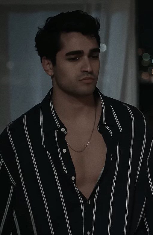 Cold look ❄️ hot vibe 🔥 

#MertRamazanDemir