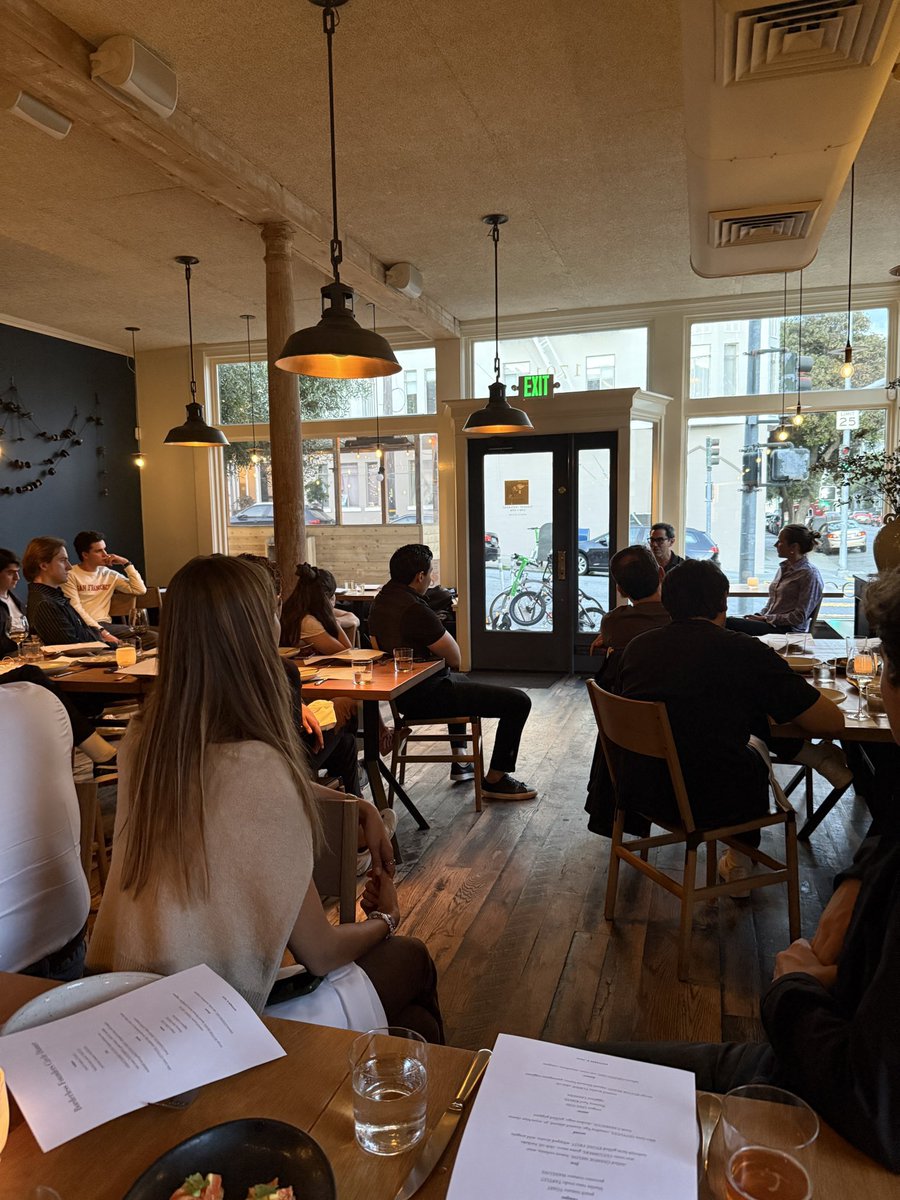 GEVS94's tweet image. I hosted another dinner with the Borderless Founders community in SF! 

This time with @medinism, the founder of @paid_ai , who previously built Outreach into a $4B business.

We had founders from Estonia, Sweden, Colombia, Brazil, Germany, Austria, the Philippines, Mexico,…