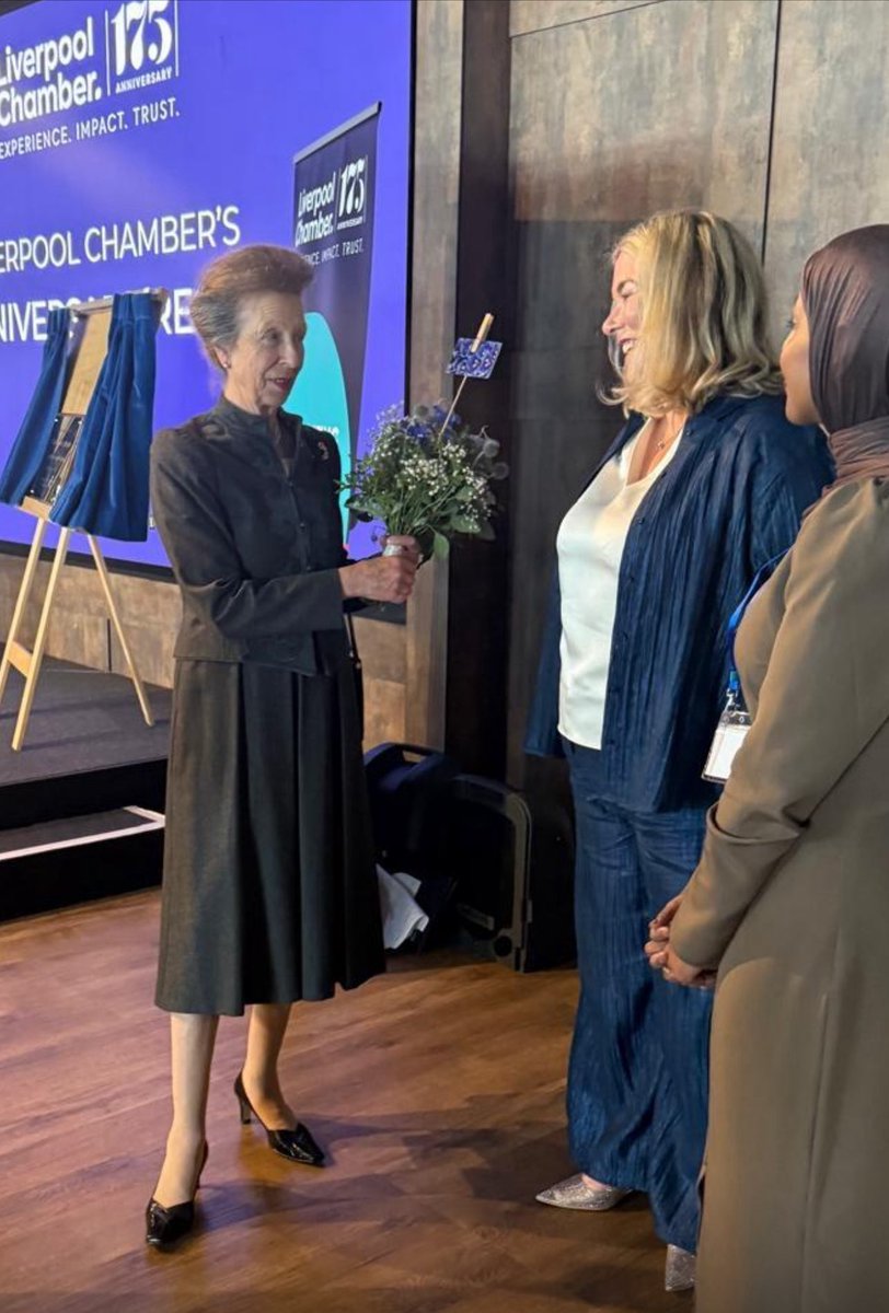 Today Princess Anne visited Everton Football at their new stadium, Hill Dickinson! She was there to celebrate the 175th anniversary of the Liverpool Chamber of Commerce 💙🤍

HRH is wearing black as she, and the royal family, are in mourning for the loss of the Duchess of Kent 🖤