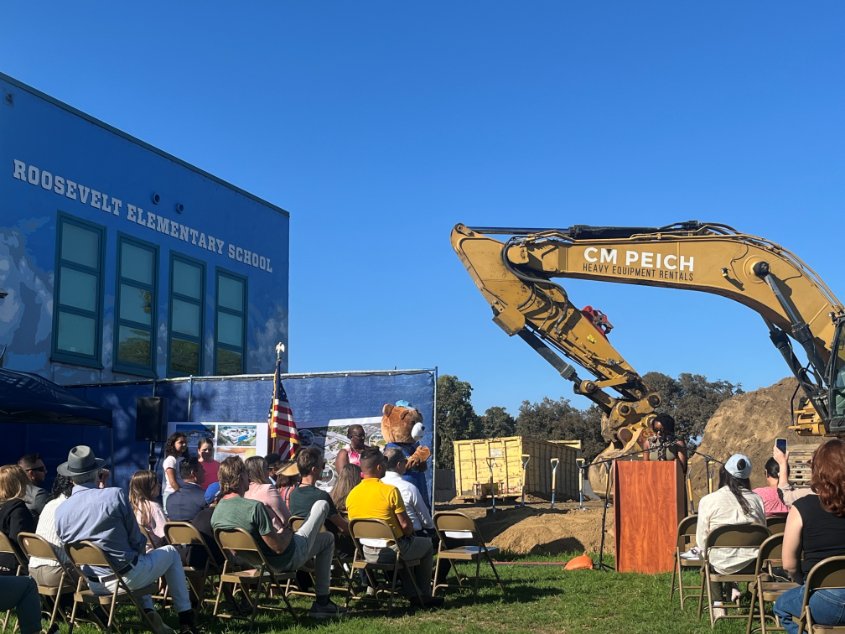 CWDriverCos's tweet image. We broke ground at Roosevelt Elementary School with Santa Monica-Malibu USD and dsk Architects. This project will bring new TK/K classrooms, a library, and outdoor learning spaces. Thank you to all who made this milestone possible. The future looks bright.