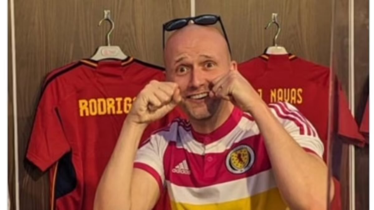 Thomas Ingram (@ingramethomas) on Twitter photo Hi …
<a href="/JohnSwinney/">John Swinney</a>
<a href="/HumzaYousaf/">Humza Yousaf</a>
<a href="/Ross_Greer/">Ross Greer</a>
Your side took one hell of a beating in #Qatar today … Hi …
<a href="/JohnSwinney/">John Swinney</a>
<a href="/HumzaYousaf/">Humza Yousaf</a>
<a href="/Ross_Greer/">Ross Greer</a>
Your side took one hell of a beating in #Qatar today …