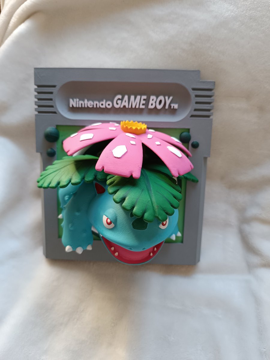 EntreManchas's tweet photo. ¿Os gusta como ha quedado el Venusaur?

Este pequeñín va a estar decorando mi salón. ♥️ https://t.co/g9EfZyvqA3