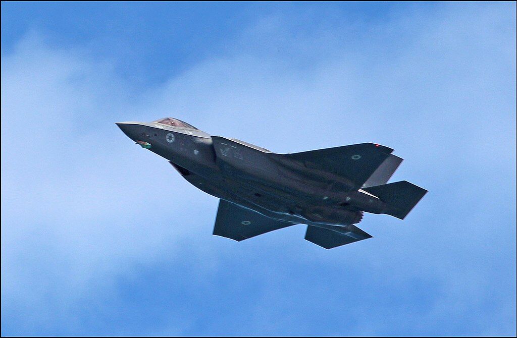 NEWS [Arab-Israel Conflict] [Terrorism]: IDF targets Hamas terrorists in Doha, Qatar dlvr.it/TMzT2W