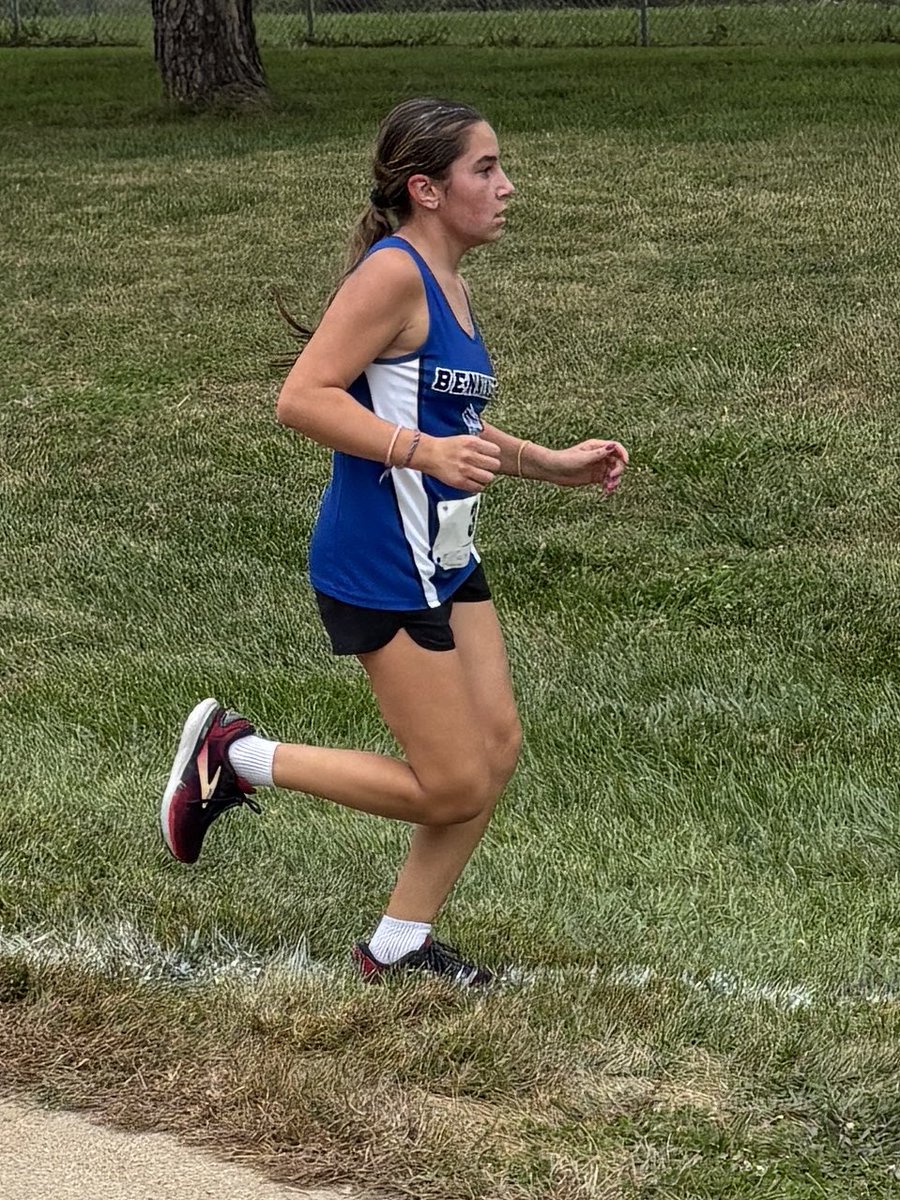 Bennington MS XC (@benningtonms_xc) on Twitter photo Lily Dacy comes across in 8th place for 7th grade girls at the Blair Middle School Cross Country invite, <a href="/WeRBenningtonMS/">Bennington MS</a> #WeAreBPS Lily Dacy comes across in 8th place for 7th grade girls at the Blair Middle School Cross Country invite, <a href="/WeRBenningtonMS/">Bennington MS</a> #WeAreBPS