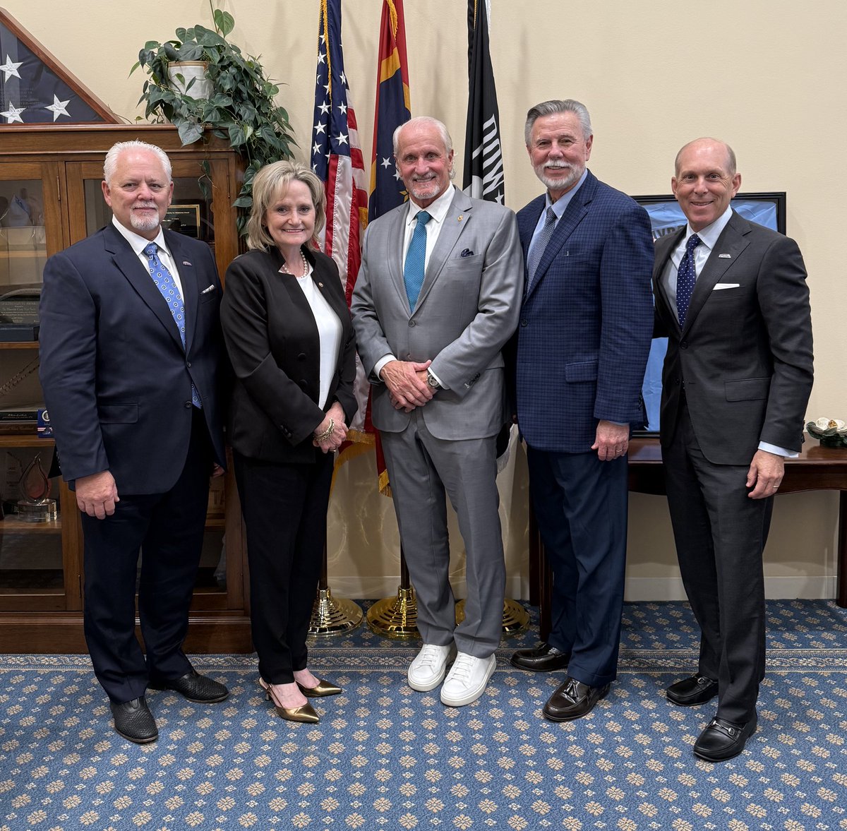 MADA appreciates the work that <a href="/cindyhydesmith/">Cindy Hyde-Smith</a> does for our country and for taking the time to meet with the our leadership at the #nadawc.