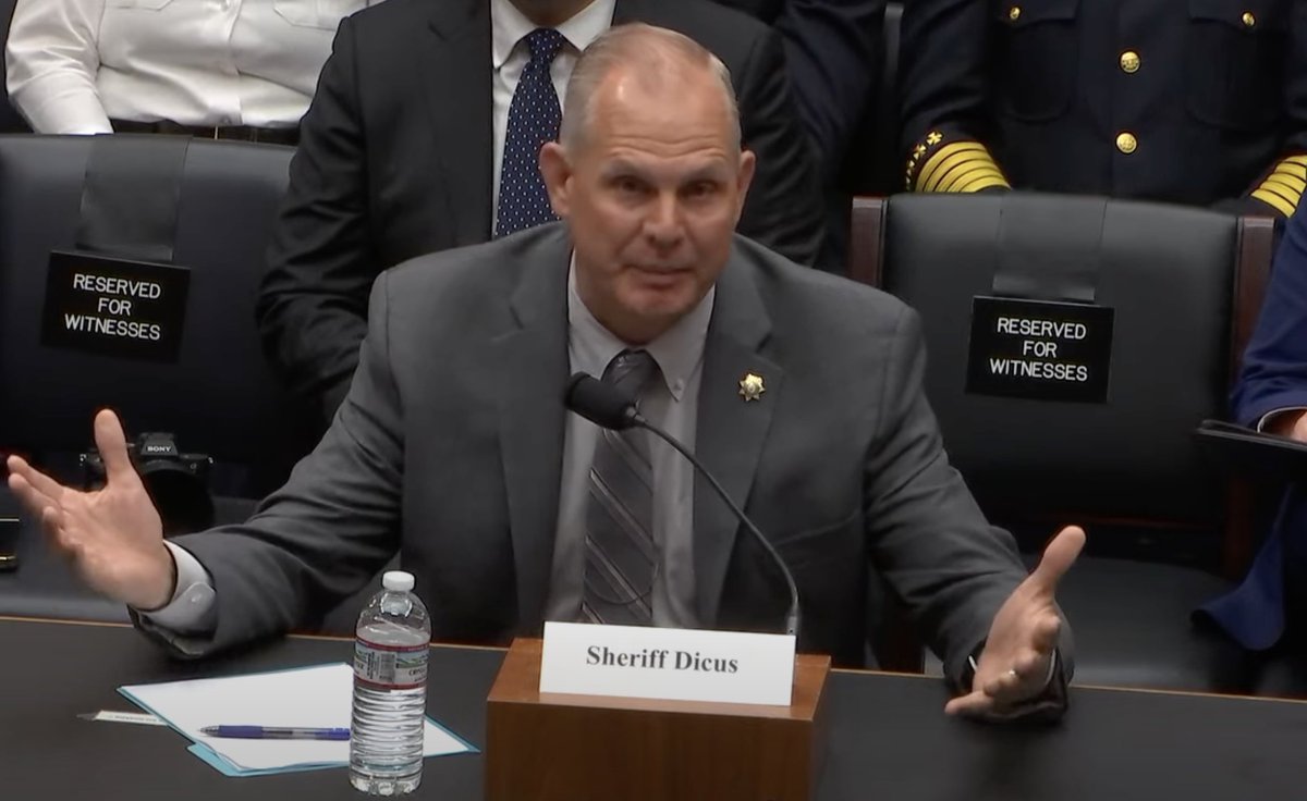 MCSheriffs's tweet image. Today, @sbcountysheriff @SheriffDicus testified in front of the @HouseCommerce Subcommittee on Communications & Technology for a hearing on "Public Safety Communications in the United States." Sheriff Dicus stressed the importance of investment in NG911 and cyber security.