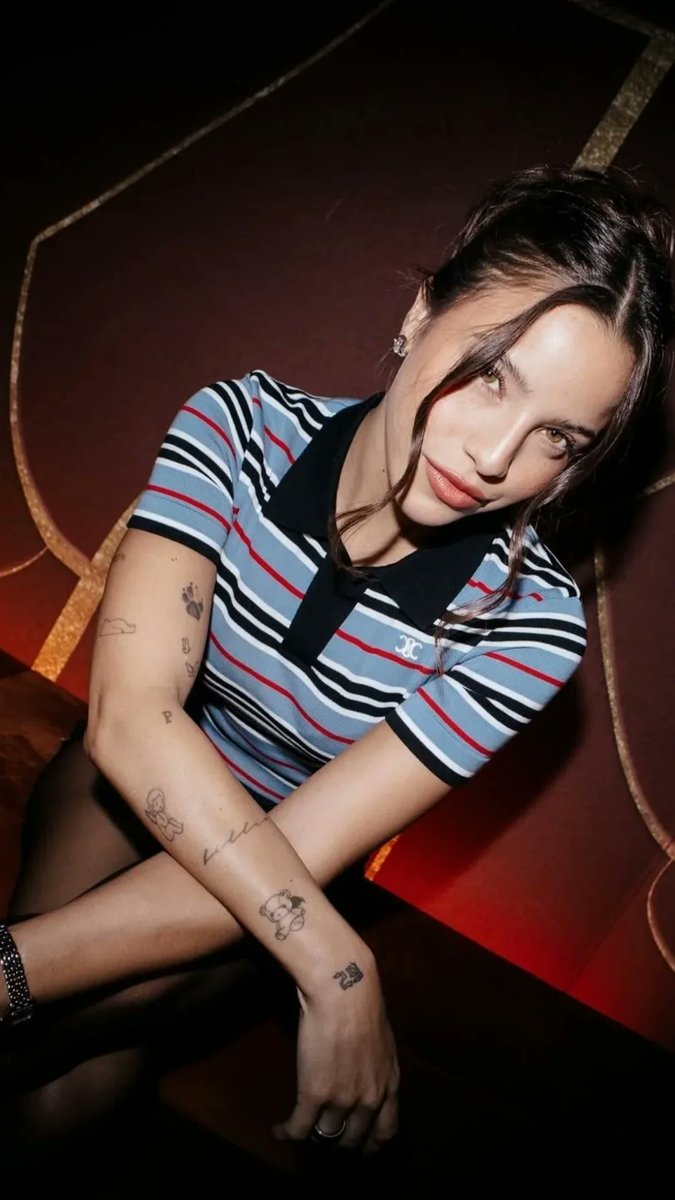 Lo hermosa que es por diosssss 😍🥹

#EmiliaMernes