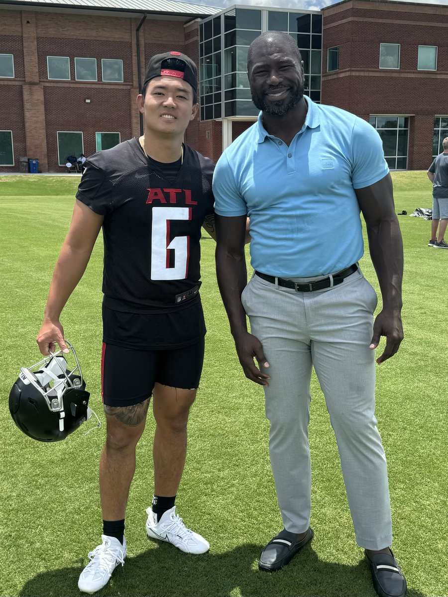 Quarterbacks throw interceptions, running backs fumble (Mike and I have been there), and kickers miss kicks. Mistakes happen in football—it’s how you respond that defines you. I know it’s easy to pile on Younghoe Koo right now, but one play never decides a game. Wins and losses