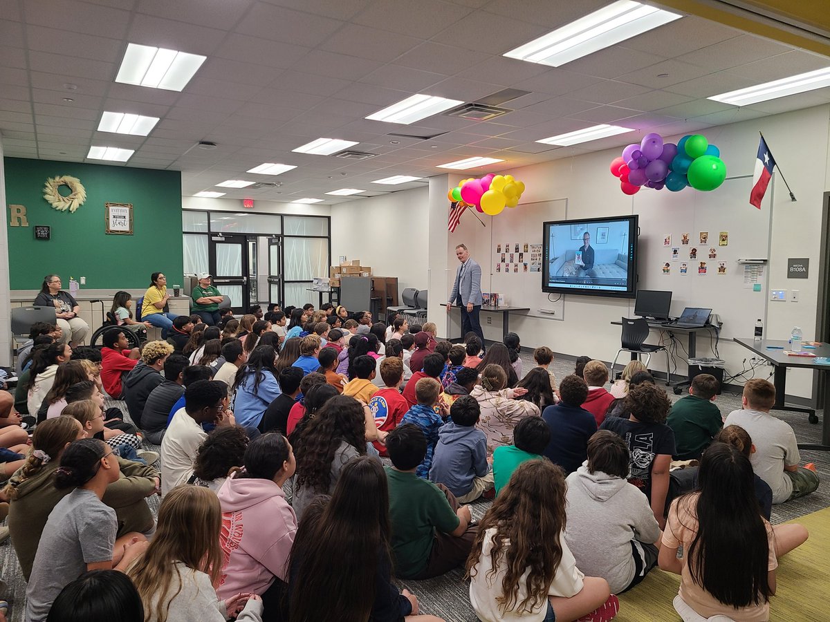 ChandlerLibrary tweet media