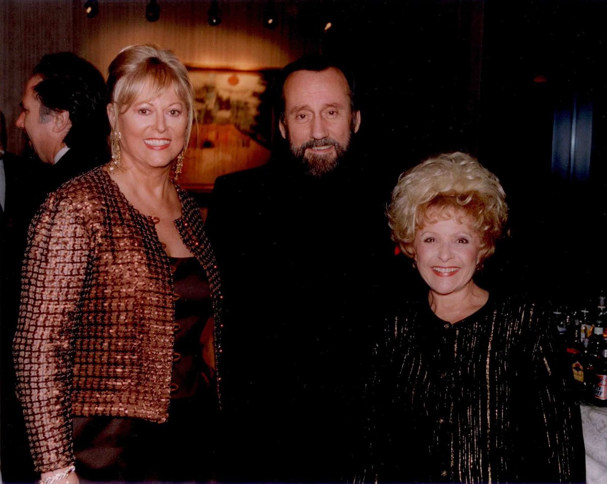 RayStevensMusic's tweet photo. #TossbackTuesday Here's Ray Stevens, Brenda Lee, and Joyce Rice at a BMI dinner in Nashville in the 90s.

#brendalee #tossback #inthe90s https://t.co/U4i0ql7iUn