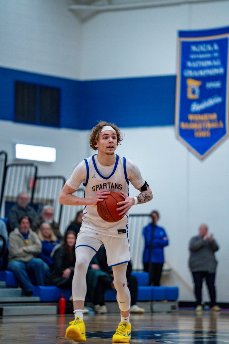 Coach Cresap tweet media