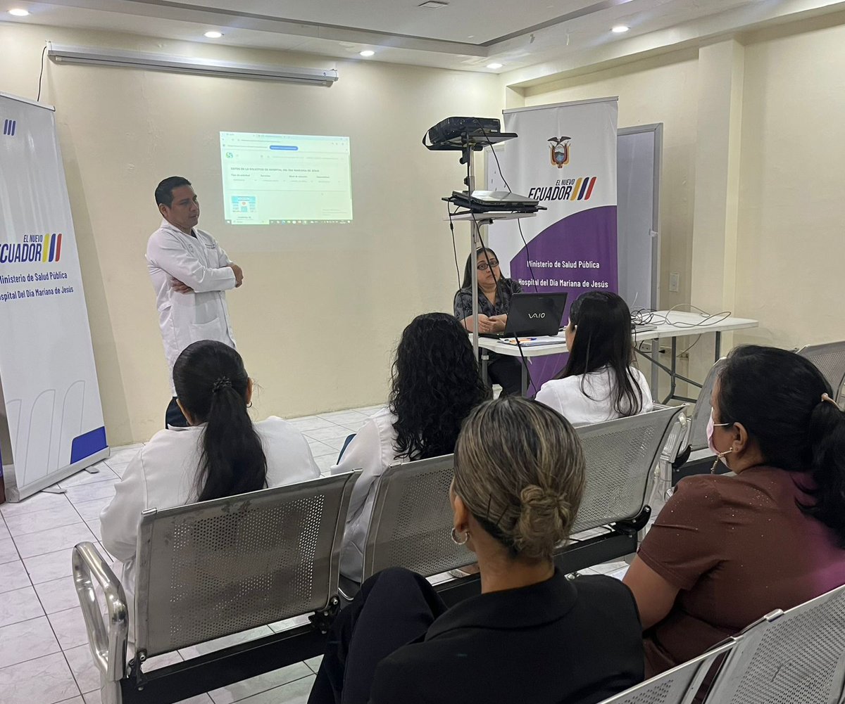 Salud_Guayas's tweet photo. 📢 Responsable de Gestión de Red del #HospitalMarianaDeJesús 🏥 capacitó a nuestro personal de Consulta Externa sobre el proceso de Redes Integrales de Servicios de Salud, para la implementación y el uso del sistema de referencia digital SisRef.

#ElNuevoEcuador https://t.co/Ff6nXXg3T6