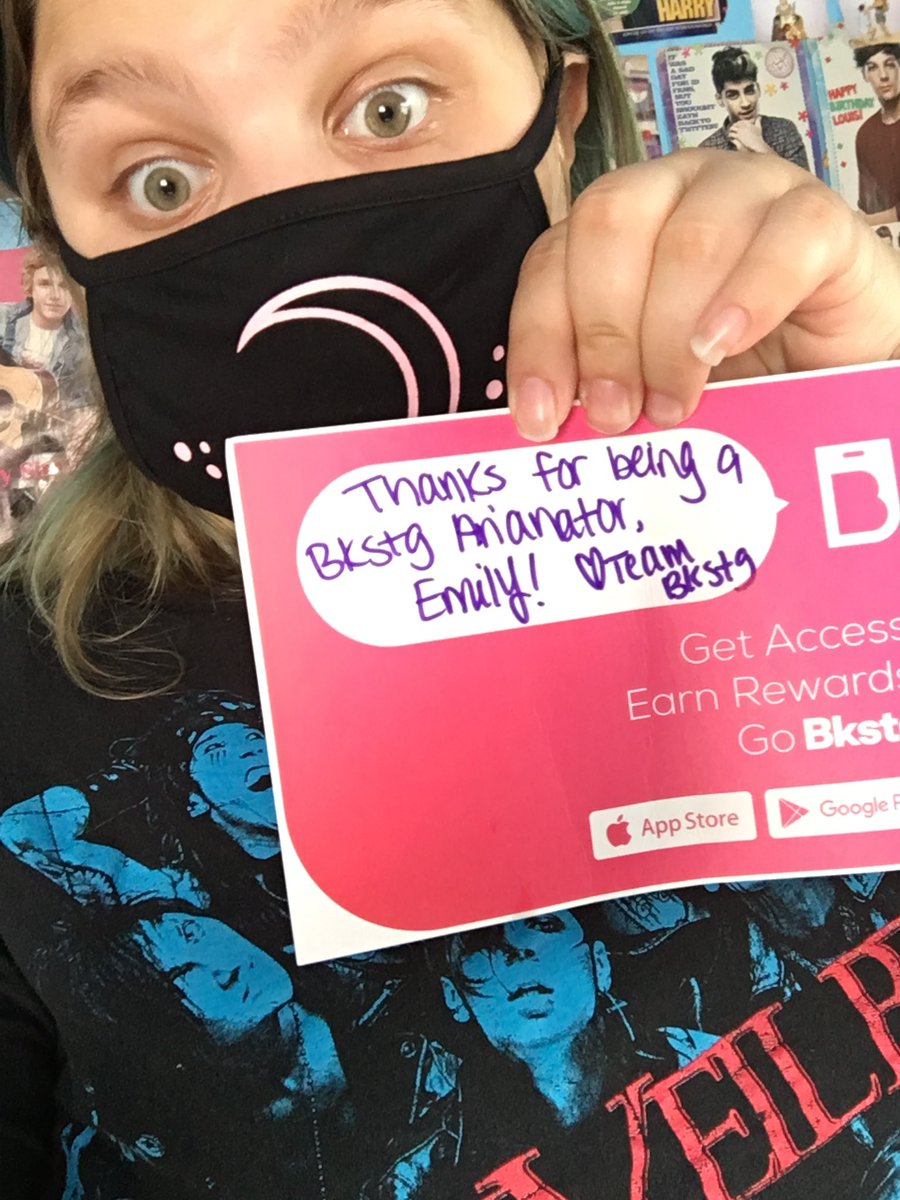 americxngraffit's tweet image. i won the moonlight mask through bkstg 😭