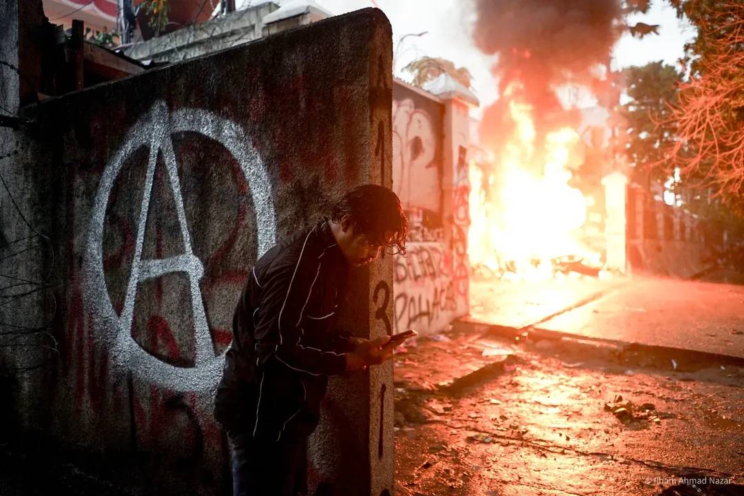GraffitiRadical's tweet photo. Anarchist and anti-cop graffiti seen in Bandung, Indonesia during the recent uprising following the police murder of 21-year-old delivery driver Affan Kurniawan during an anti-government protest. https://t.co/UK63appnbq