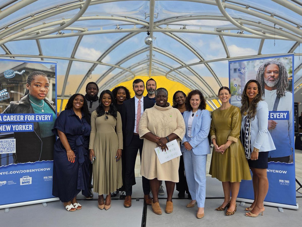 NYC_SBS's tweet image. This #WorkforceDevelopmentMonth @nycgov & @NYC_SBS are celebrating MAJOR milestones in employment at our #JobsNYC Job Fair at @BrooklynKids!