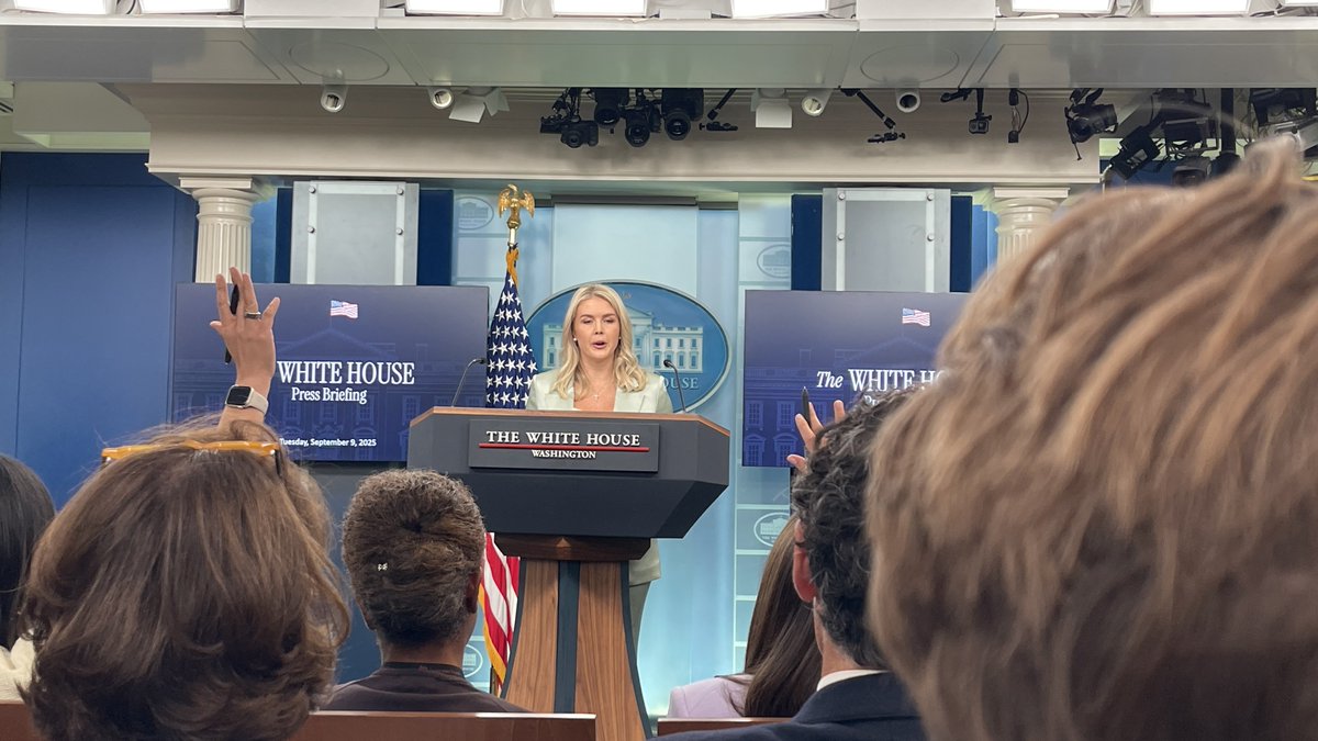 EdwardLawrence's tweet image. White House Press Secretary Karoline Leavitt says the economy President Trump was handed was “a mess”. She adds that the first thing we need is accurate numbers. #Revisions #Jobs