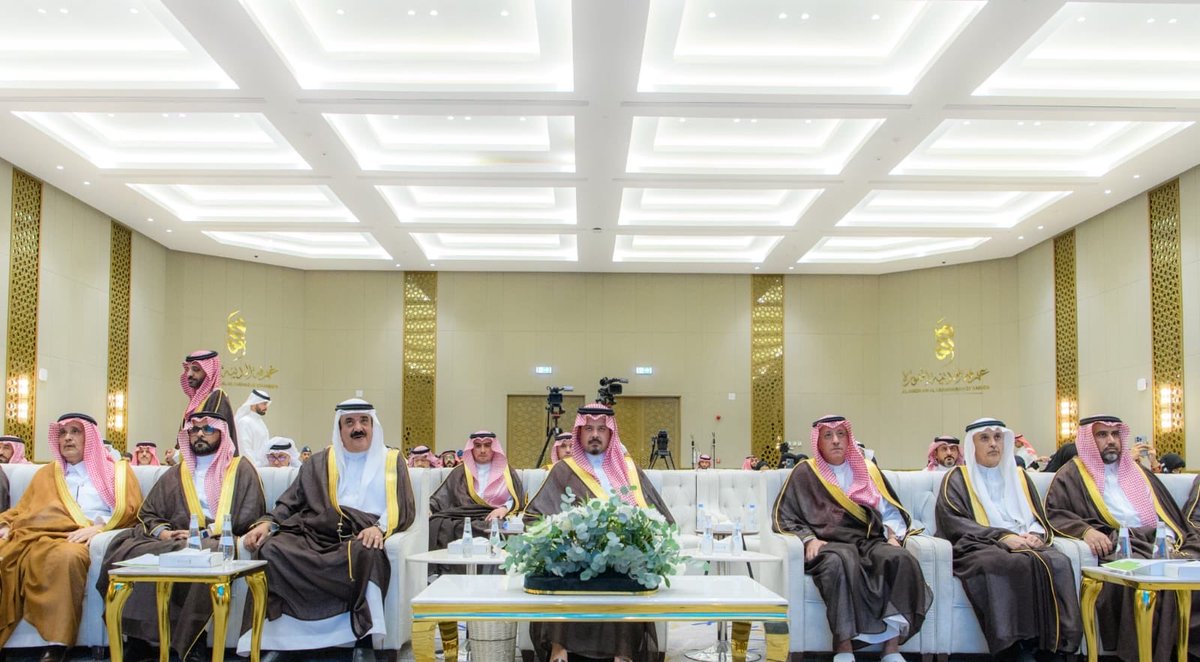 سعدت بحضور ملتقى جسور التواصل برعاية سمو أمير منطقة المدينة المنورة #سلمان_بن_سلطان حيث يواصل مركز الملك عبدالعزيز للتواصل الحضاري رسالته في نشر السلام والتعايش من قلب #المدينة_المنورة