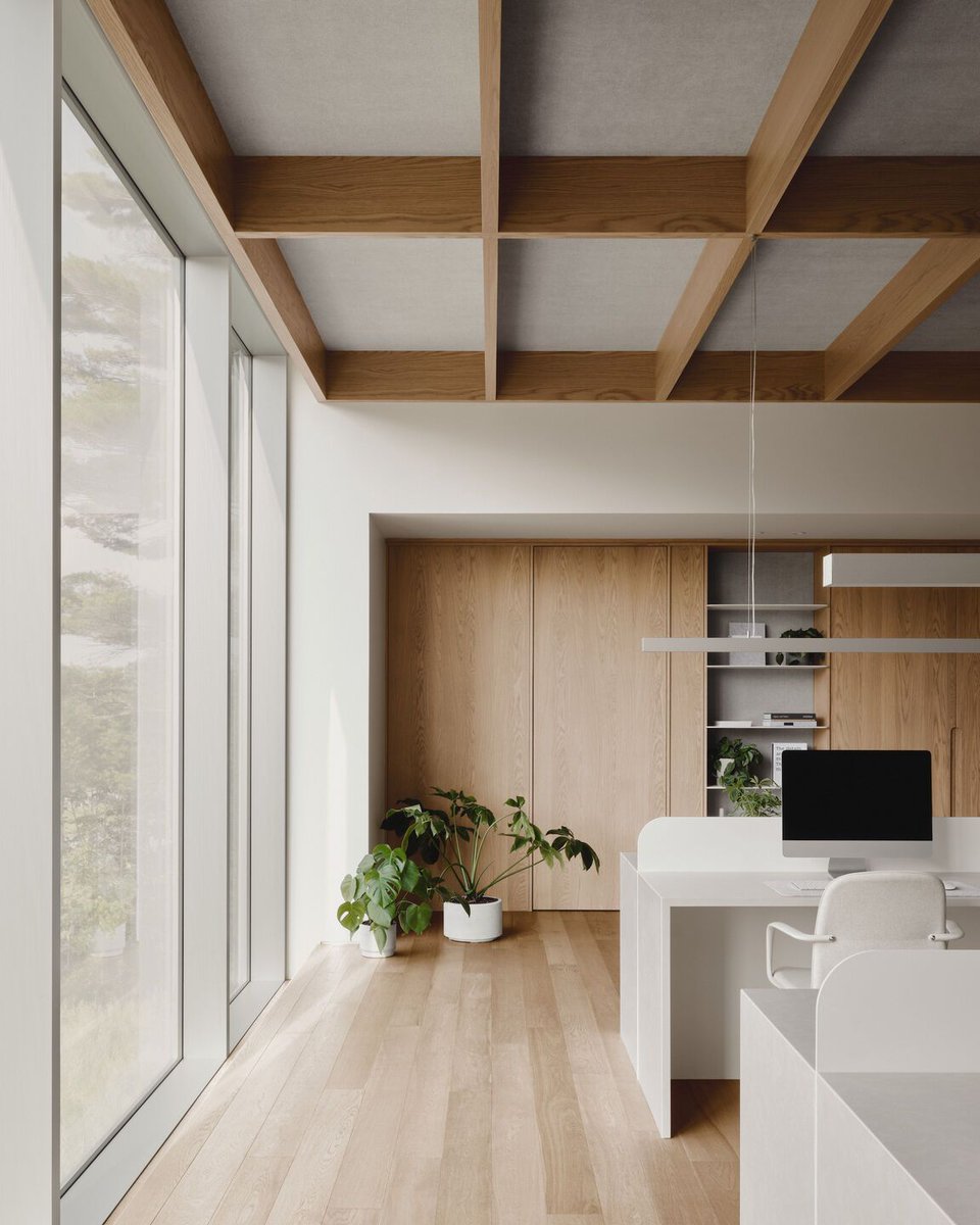 Archello's tweet photo. Matière Première Architecture’s new atelier in Quebec, built with Nu Drom, unites craft, ecology, and architecture.
https://t.co/2bEsnj7QE8
#CraftAndEcology #CedarAndSteel #MaterialPractice https://t.co/PnQzVs4ebj