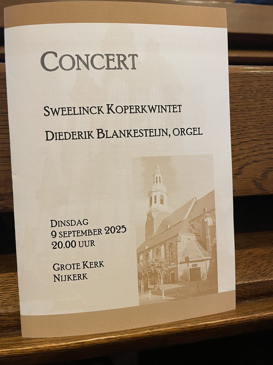 Met de mannen van de muziekgroep naar dit concert #volverwachting