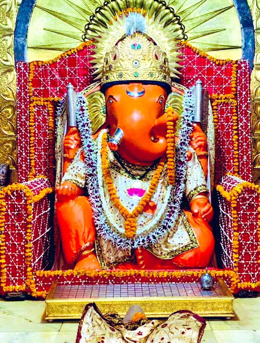 Tanvi Sharma (@tanvisharmajpr) on Twitter photo *जय श्री गणेश जी महाराज* 🙏
🚩मोतीडूँगरी गणेश जी मंदिर दर्शन,जयपुर
गजाननं भूतगणादिसेवितं कपित्थजंबूफलचारुभक्षणम् ।
उमासुतं शोकविनाशकारकं नमामि विघ्नेश्वरपादपङ्कजम् ||
#ॐ_गं_गणपतये_नमः 🙏
#जय_श्री_राधे_कृष्ण 🙏 <a href="/sushilksh/">Sushil Kumar Sharma</a> *जय श्री गणेश जी महाराज* 🙏
🚩मोतीडूँगरी गणेश जी मंदिर दर्शन,जयपुर
गजाननं भूतगणादिसेवितं कपित्थजंबूफलचारुभक्षणम् ।
उमासुतं शोकविनाशकारकं नमामि विघ्नेश्वरपादपङ्कजम् ||
#ॐ_गं_गणपतये_नमः 🙏
#जय_श्री_राधे_कृष्ण 🙏 <a href="/sushilksh/">Sushil Kumar Sharma</a>